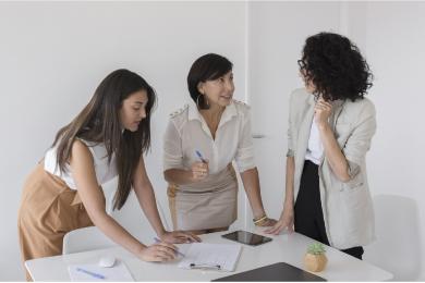 Mujeres en cargos directivos